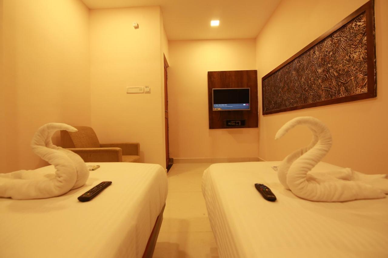 Hotel Apple Suites Bangalore Exterior foto