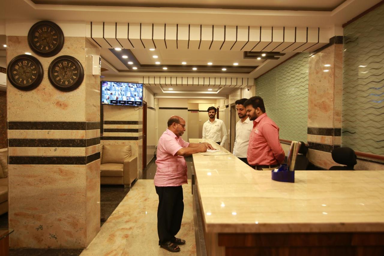 Hotel Apple Suites Bangalore Exterior foto
